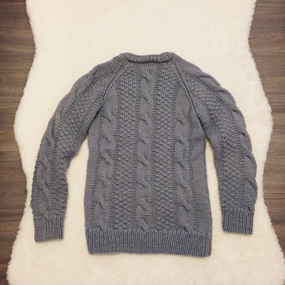 Mens size small wool knit sweater - Picture 2 of 2